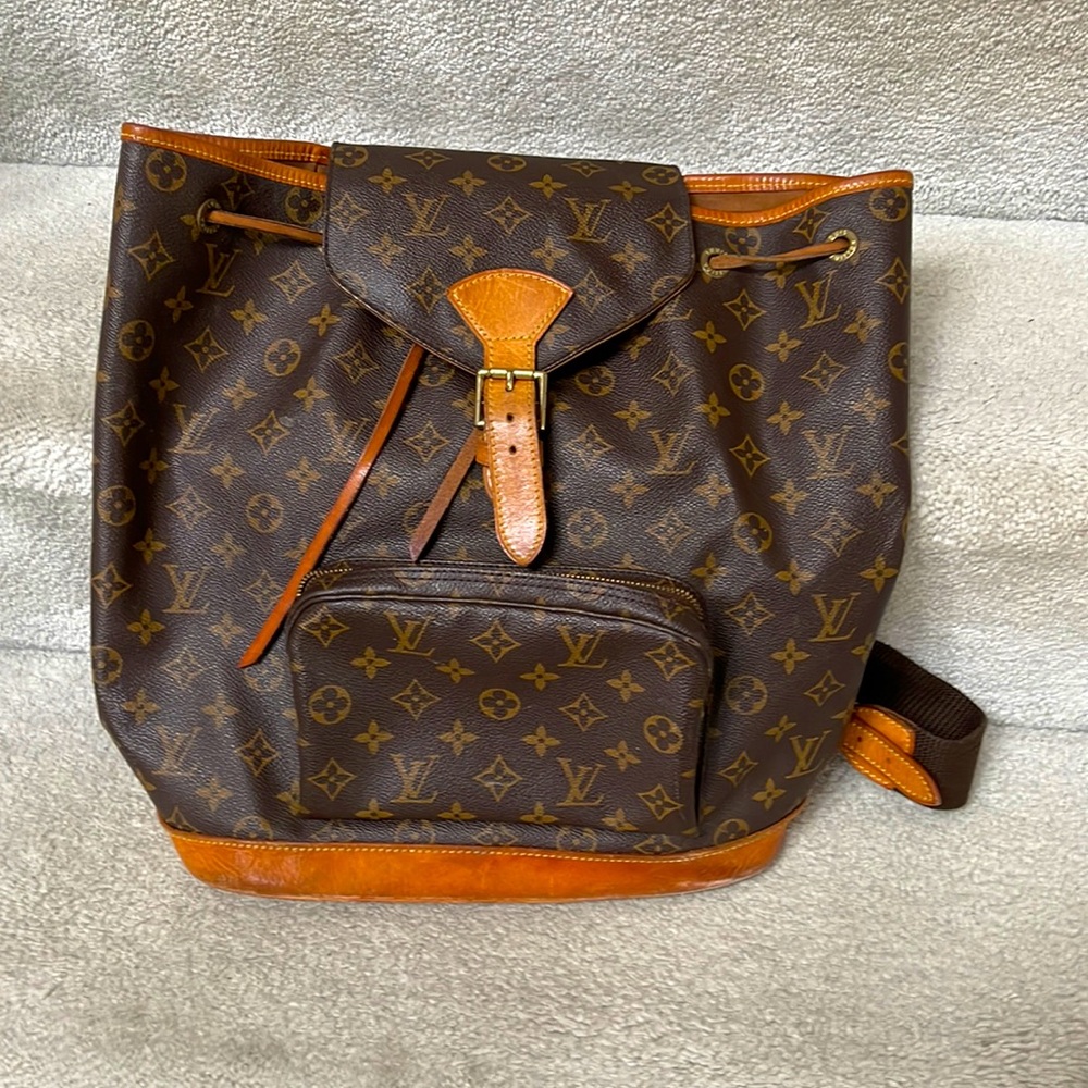 LV Vintage Montsouris MM Backpack